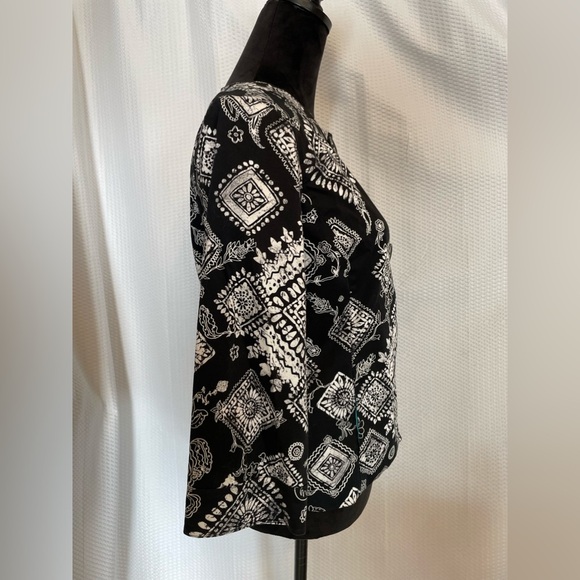 Coldwater Creek Black With White Floral Print 3/4 Sleeve Jacket Size 6 - Picture 4 of 6